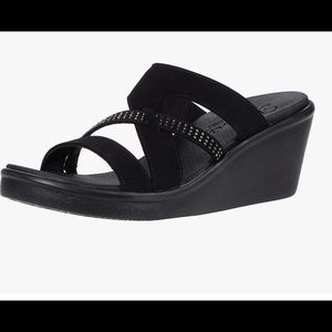 Womens Skechers wedge sandal black size 10